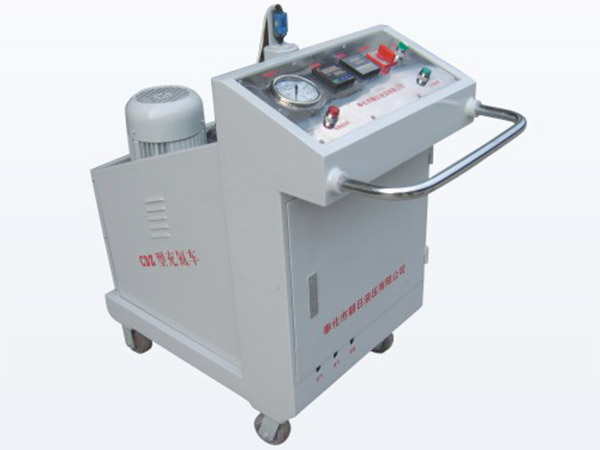 蓄能器廠家告訴你蓄能器充氮車是什么？